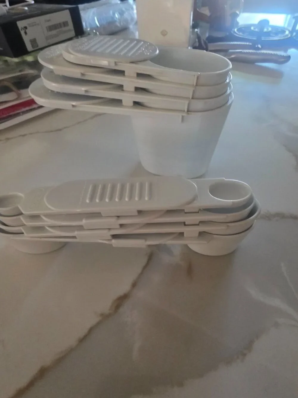 VTG Weight Watchers Set 4 White Measuring Cups & 4 Measuring Spoons Slide Top